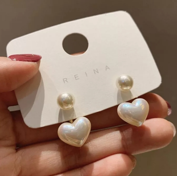 Elegant Faux Pearl  Earrings - Picture 2 of 7